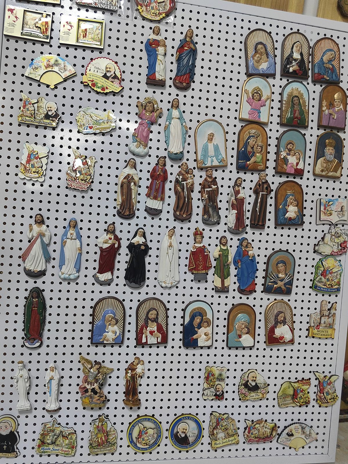 Custom resin fridge magnet case